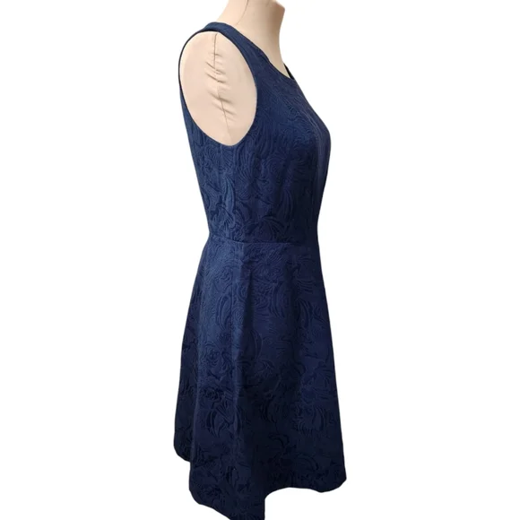 TALBOTS Navy Blue Jacquard Fit & Flare Sleeveless Dress - Size 4 - Picture 6 of 13